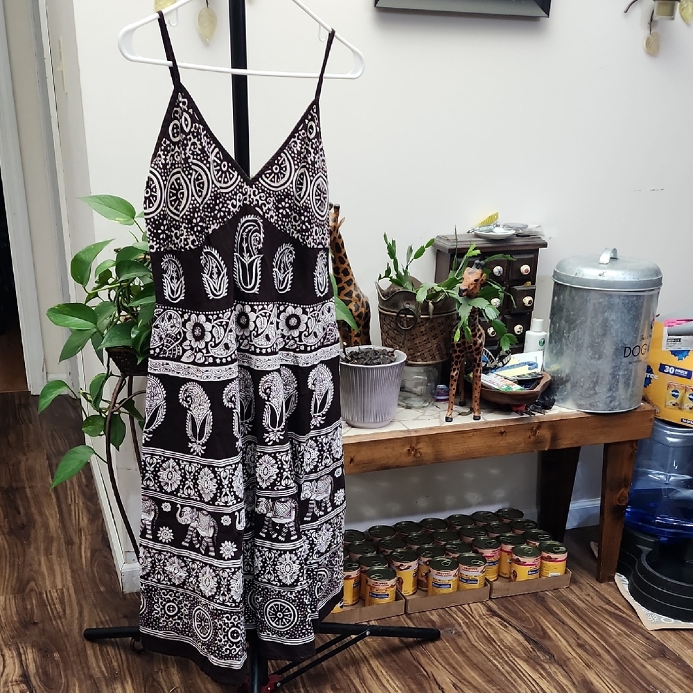Magic Brown and White Dress